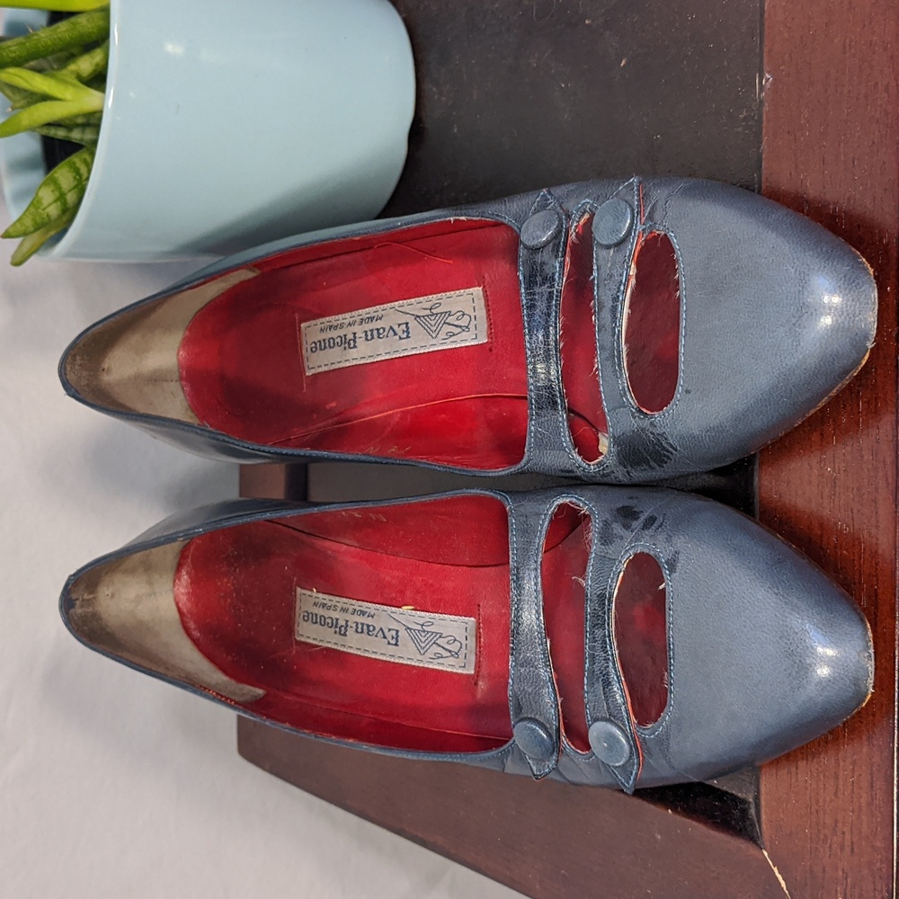 Vintage grey leather pumps by Evan Picone size 7.5 narrow